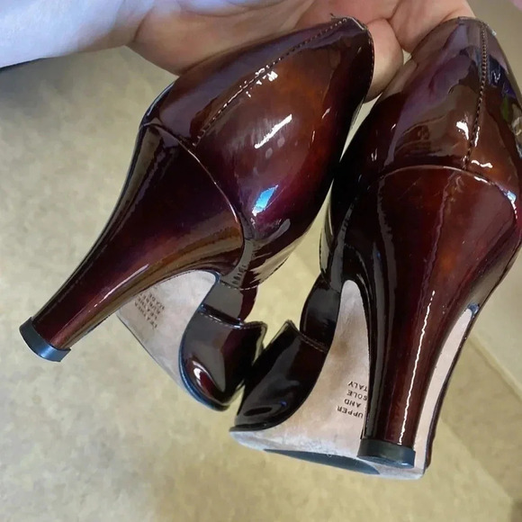 Anyi Lu Brown Handmade in Italy Patent Leather Peep Toe Pump - Picture 6 of 8